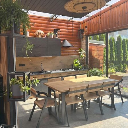 Apartament Oranzeria Kielce Exterior photo